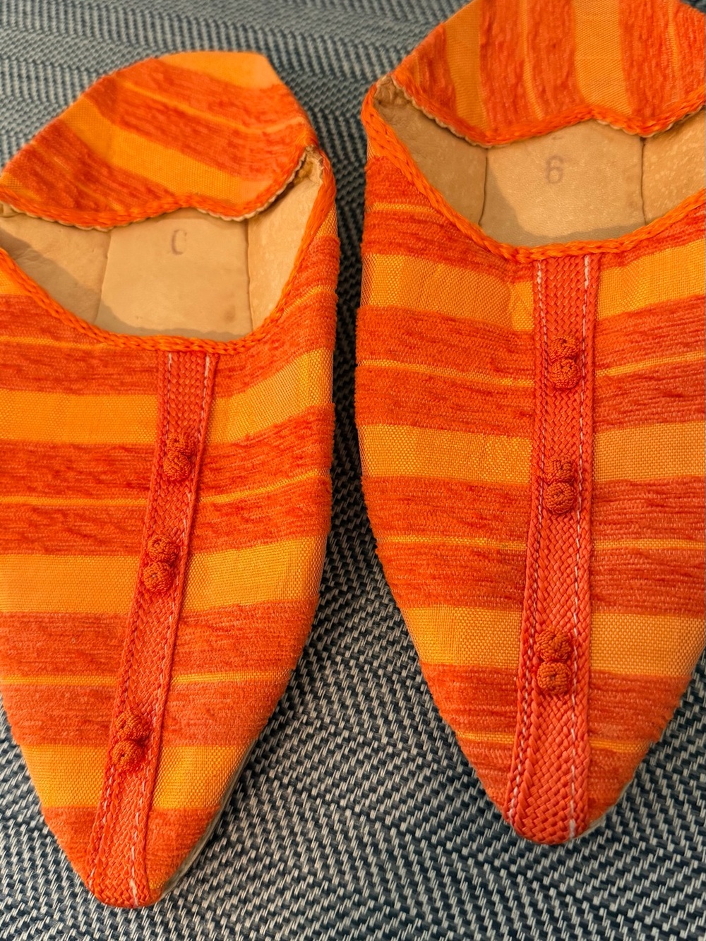 Vintage Moroccan Babouche Slippers-pointed toe orange woven stripe mules, size 6